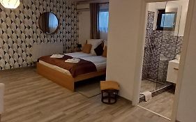 Neferprod Apartments - Is - Cam 05